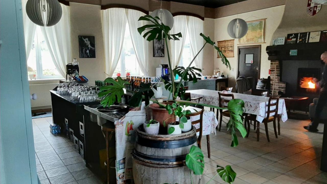 B&B Les Ecoliers Cherain Екстериор снимка
