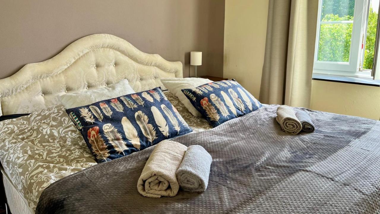 B&B Les Ecoliers Cherain Екстериор снимка