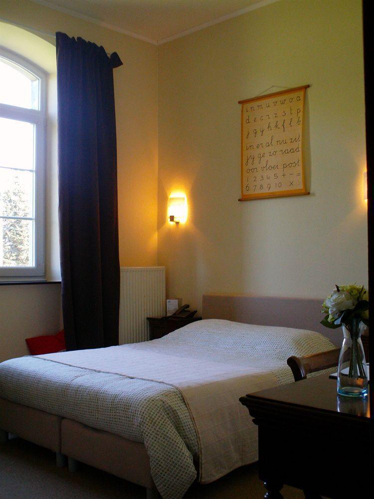 B&B Les Ecoliers Cherain Екстериор снимка